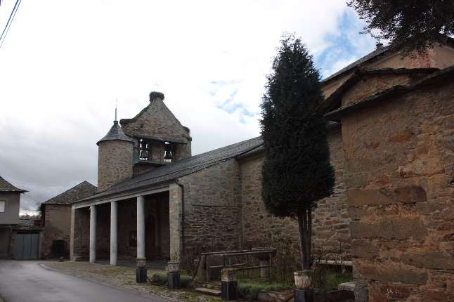 albares-de-la-ribera-iglesia